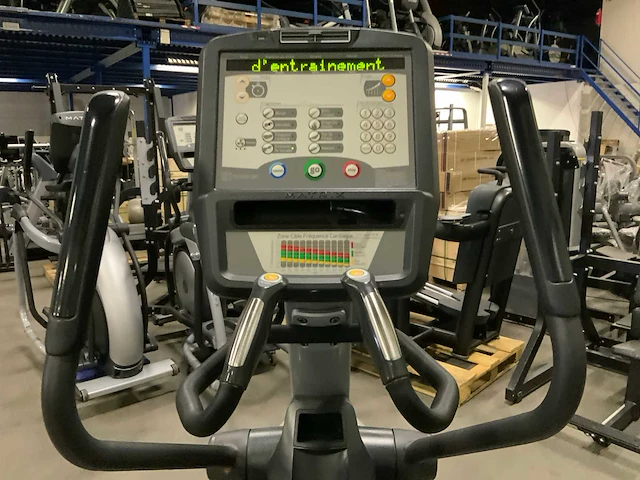 Matrix e5x elliptical crosstrainer - afbeelding 5 van  7