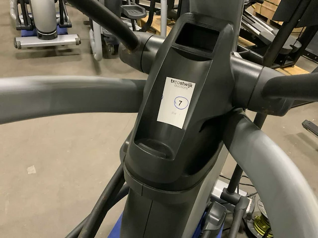Matrix e5x elliptical crosstrainer - afbeelding 4 van  6