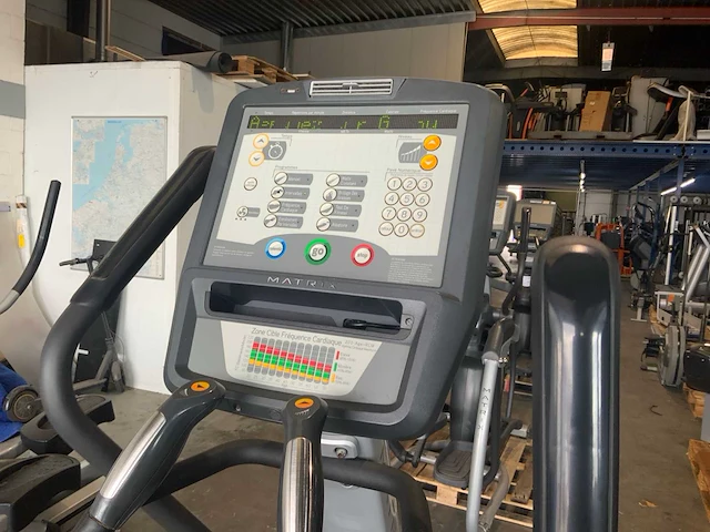 Matrix e5x elliptical crosstrainer - afbeelding 5 van  6