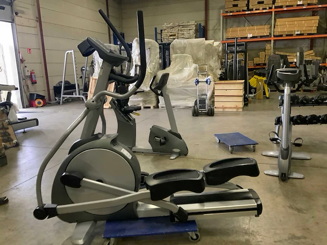 Matrix e5x elliptical crosstrainer - afbeelding 5 van  5