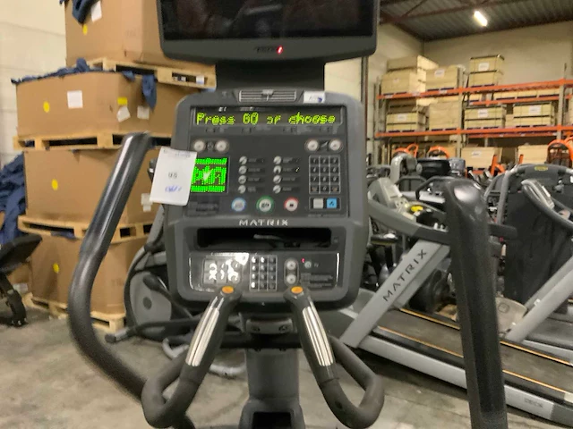 Matrix e5x elliptical crosstrainer - afbeelding 5 van  6