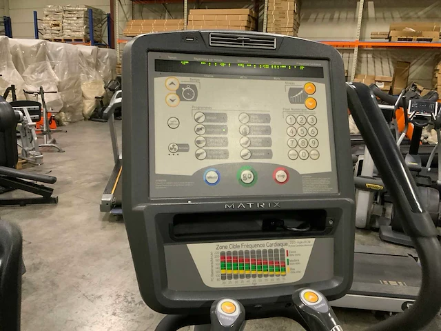 Matrix e5x elliptical crosstrainer - afbeelding 6 van  6