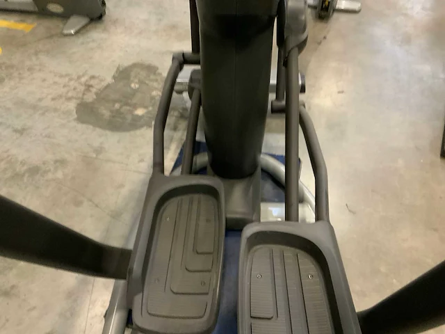 Matrix e5x elliptical crosstrainer - afbeelding 4 van  4
