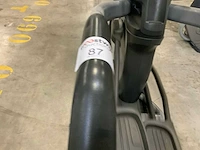 Matrix e5x elliptical crosstrainer - afbeelding 4 van  5