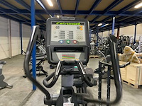 Matrix e5x elliptical crosstrainer - afbeelding 4 van  5