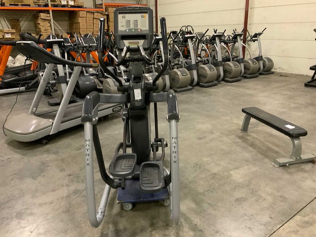 Matrix e5x elliptical crosstrainer - afbeelding 4 van  6