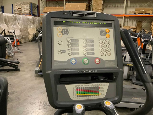 Matrix e5x elliptical crosstrainer - afbeelding 6 van  6