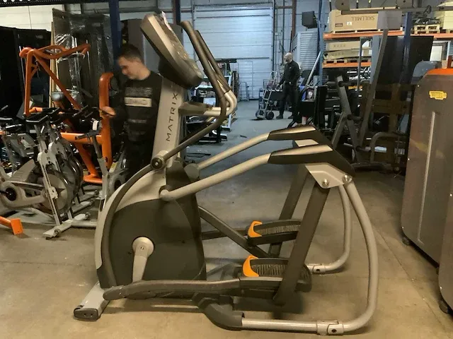 Matrix e5x semi crosstrainer - afbeelding 1 van  6