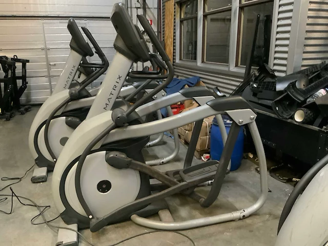 Matrix e7xe elliptical crosstrainer - afbeelding 1 van  6