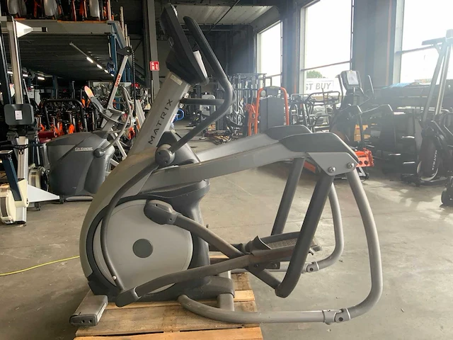Matrix e7xe elliptical crosstrainer - afbeelding 2 van  7