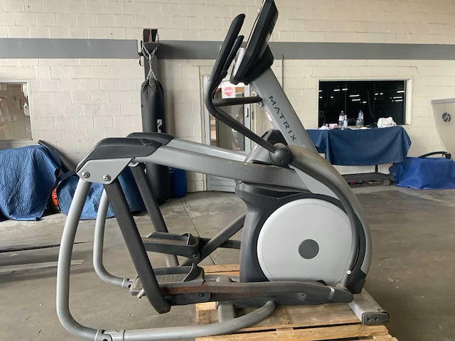 Matrix e7xe elliptical crosstrainer - afbeelding 4 van  7