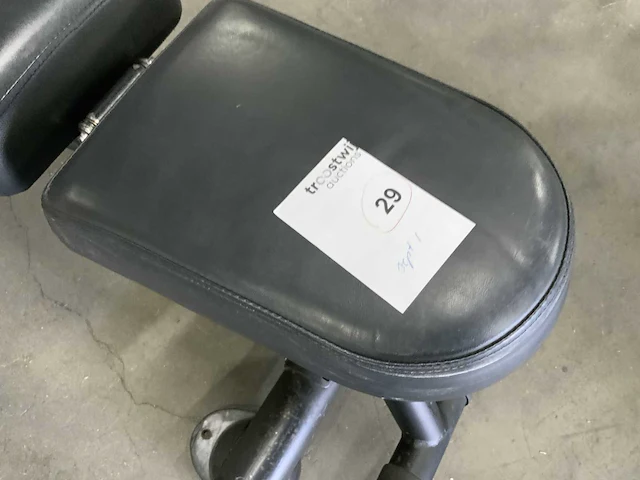 Matrix g3 adjustable bench krachtstation - afbeelding 2 van  2