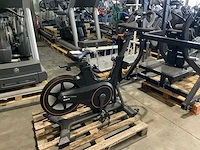 Matrix ic50 indoorcycle spinningbike - afbeelding 2 van  5