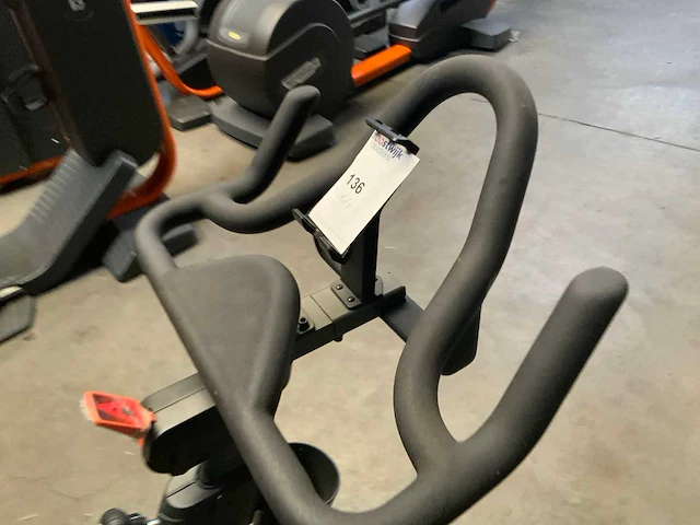 Matrix icr50 indoorcycle spinningbike - afbeelding 3 van  4