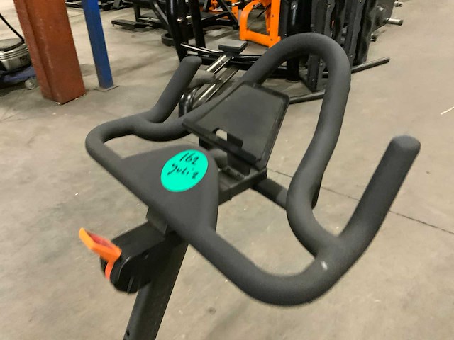 Matrix icr50 indoorcycle spinningbike - afbeelding 2 van  5