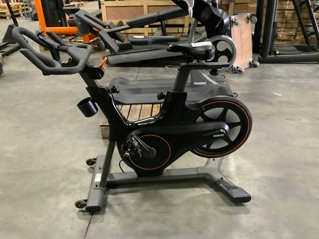Matrix icr50 indoorcycle spinningbike - afbeelding 4 van  5