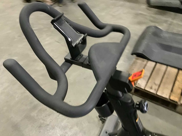 Matrix icr50 indoorcycle spinningbike - afbeelding 5 van  5