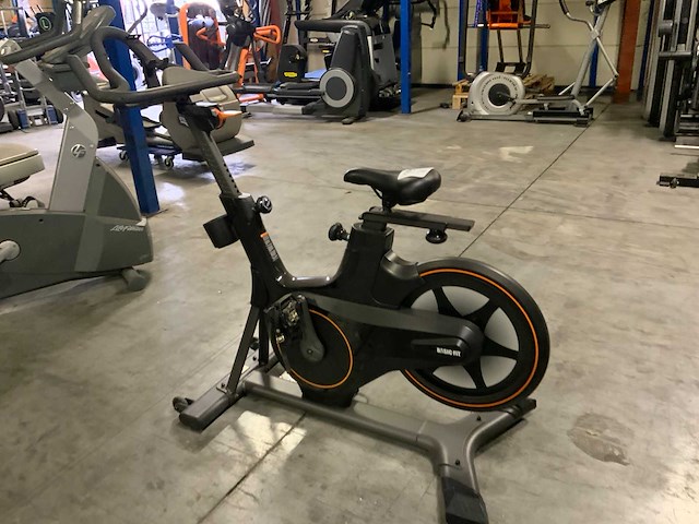 Matrix icr50 indoorcycle spinningbike - afbeelding 2 van  6
