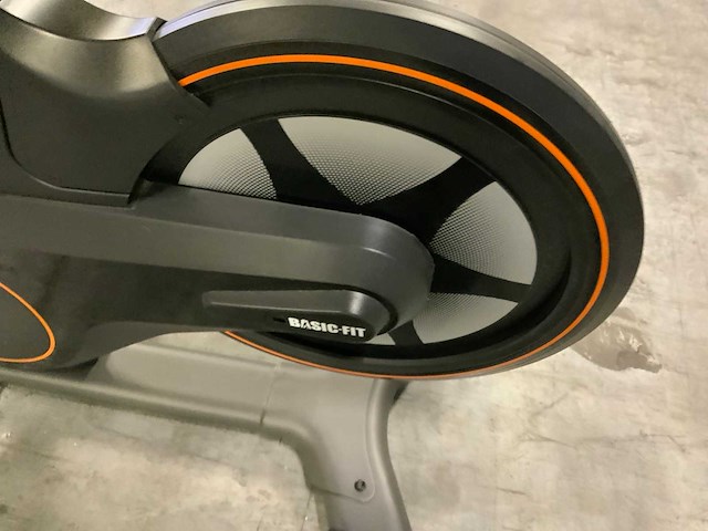 Matrix icr50 indoorcycle spinningbike - afbeelding 4 van  6