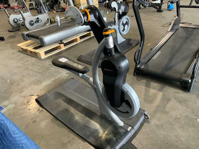 Matrix johnny g krankcycle crosstrainer - afbeelding 2 van  5