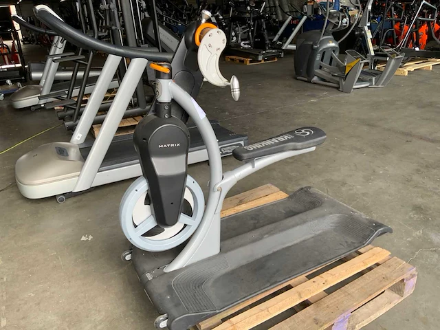 Matrix johnny g krankcycle home trainer - afbeelding 2 van  5
