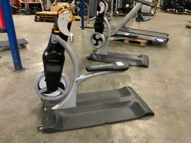 Matrix krankcycle johnny g arm machine crosstrainer - afbeelding 3 van  4