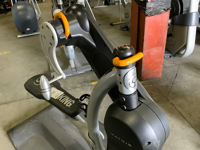 Matrix krankcycle johnny g crosstrainer - afbeelding 3 van  6