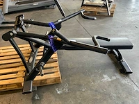 Matrix plateloaded aura bench press krachtstation - afbeelding 3 van  5