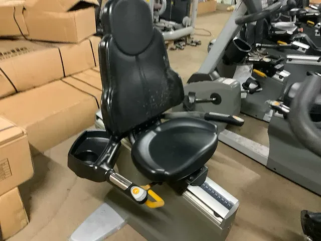 Matrix r3x recumbent bike home trainer - afbeelding 3 van  5