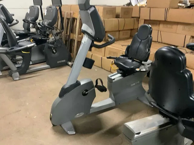 Matrix r3x recumbent bike home trainer - afbeelding 5 van  5