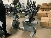 Matrix r3x recumbent bike home trainer - afbeelding 1 van  6