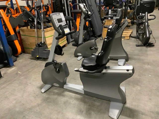 Matrix r3x recumbent bike home trainer - afbeelding 1 van  6