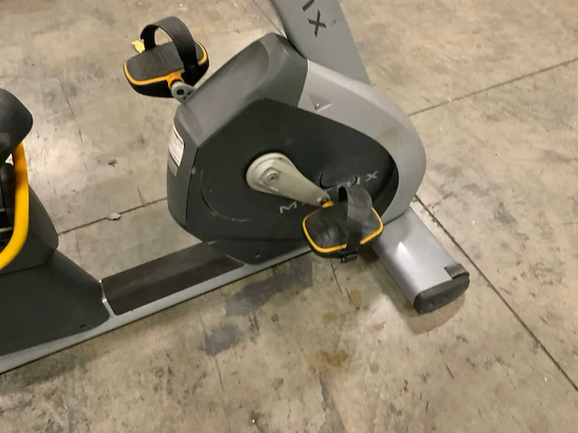 Matrix r5x recumbent bike home trainer - afbeelding 3 van  5