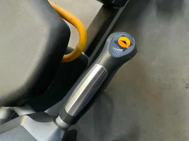 Matrix r5x recumbent bike home trainer - afbeelding 6 van  6