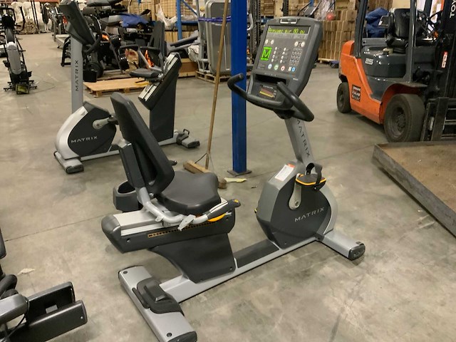Matrix r5x recumbent bike home trainer - afbeelding 4 van  5