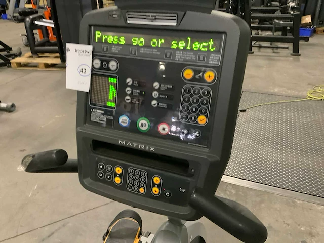 Matrix r5x recumbent home trainer - afbeelding 3 van  6