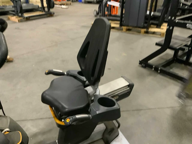 Matrix r5x recumbent home trainer - afbeelding 2 van  7