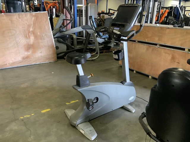 Matrix r7xe uprightbike home trainer - afbeelding 1 van  3