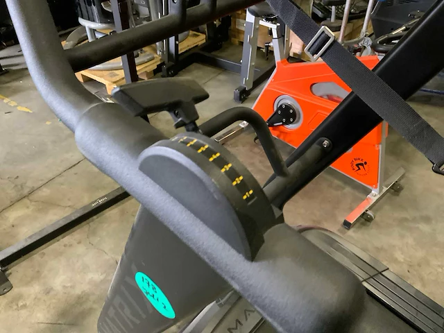 Matrix s drive treadmill loopband - afbeelding 4 van  4