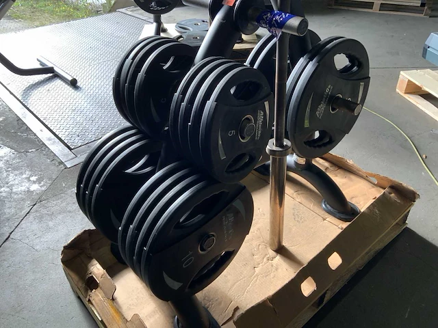 Matrix schijvenrek met 187,5kg schijven nieuwe schijven - afbeelding 3 van  6