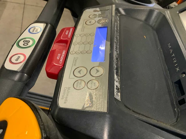 Matrix t7xe treadmill loopband - afbeelding 3 van  7
