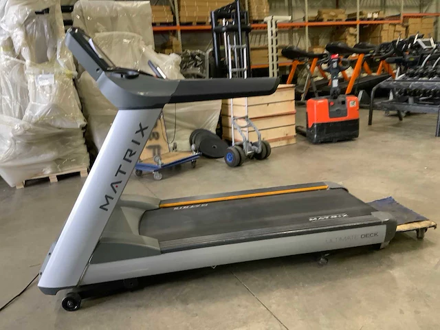 Matrix t7xe treadmill loopband - afbeelding 6 van  7