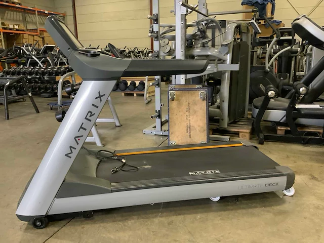 Matrix t7xe treadmill loopband - afbeelding 1 van  7