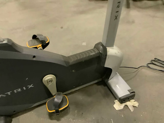 Matrix u5x uprightbike home trainer - afbeelding 2 van  6