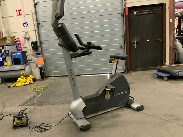 Matrix u5x uprightbike home trainer - afbeelding 6 van  6