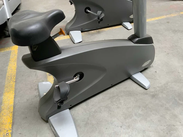 Matrix u5x uprightbike home trainer - afbeelding 2 van  5
