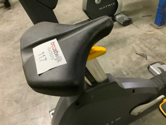 Matrix u5x uprightbike home trainer - afbeelding 2 van  5