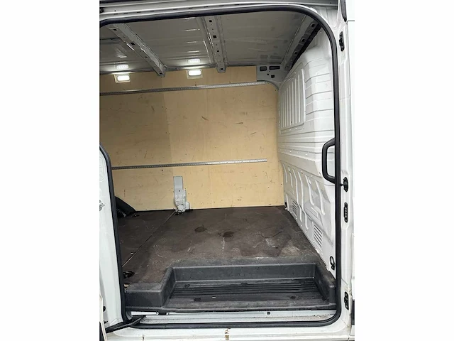 Maxus - deliver 9 - sv63c - van - afbeelding 8 van  21