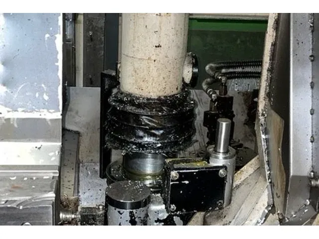 Mazak ajv 32 - afbeelding 10 van  15
