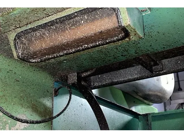 Mazak ajv 32 - afbeelding 13 van  15